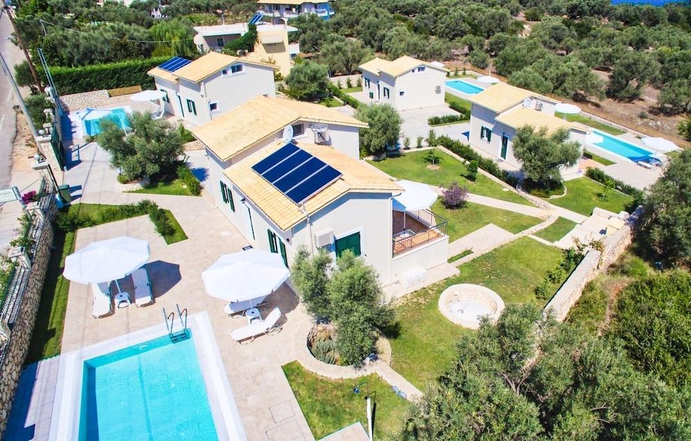 Lefkogea Villas & Apartments Tsoukaládhes エクステリア 写真
