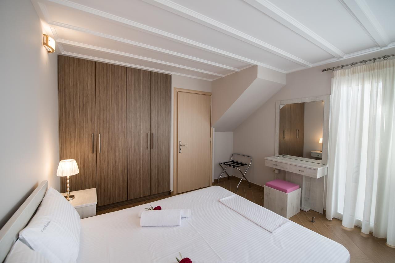 Lefkogea Villas & Apartments Tsoukaládhes エクステリア 写真